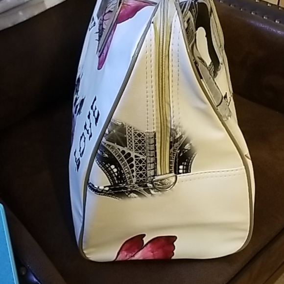 Women's Handbag / Overnight Bag - Picture 2 of 12